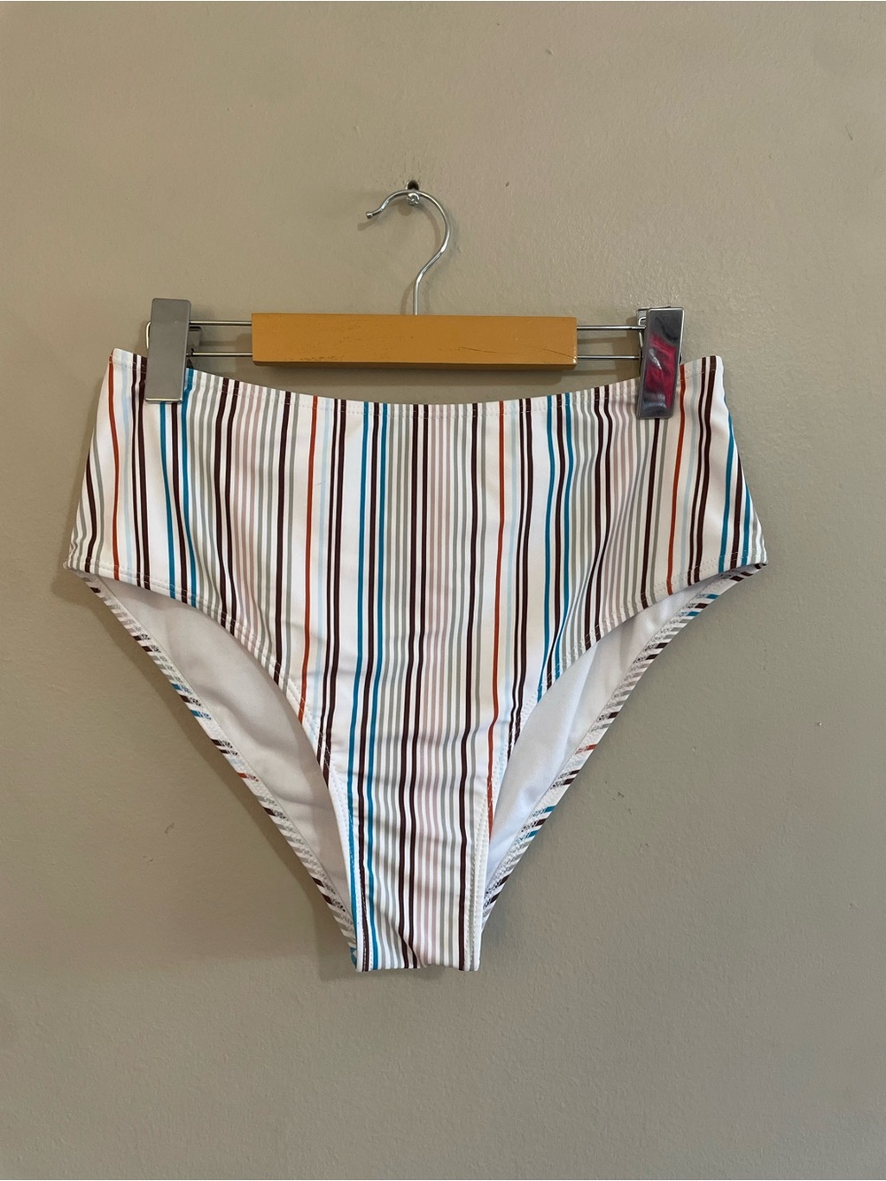 4/$20➡️ White High Waisted Bikini Bottom with Multicolor Stripes – Plus Size 0X